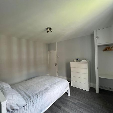 Holiday Properties Vauxhall Central Rooms London Bagian luar foto