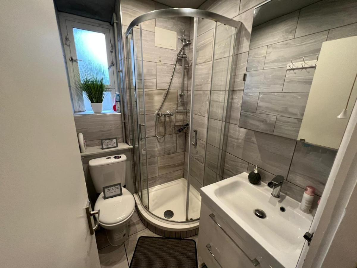 Holiday Properties Vauxhall Central Rooms London Bagian luar foto