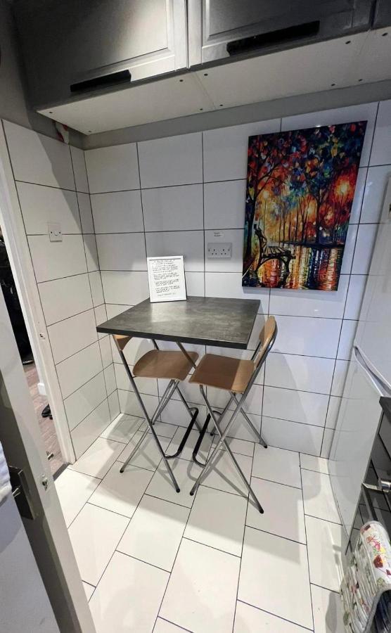 Holiday Properties Vauxhall Central Rooms London Bagian luar foto