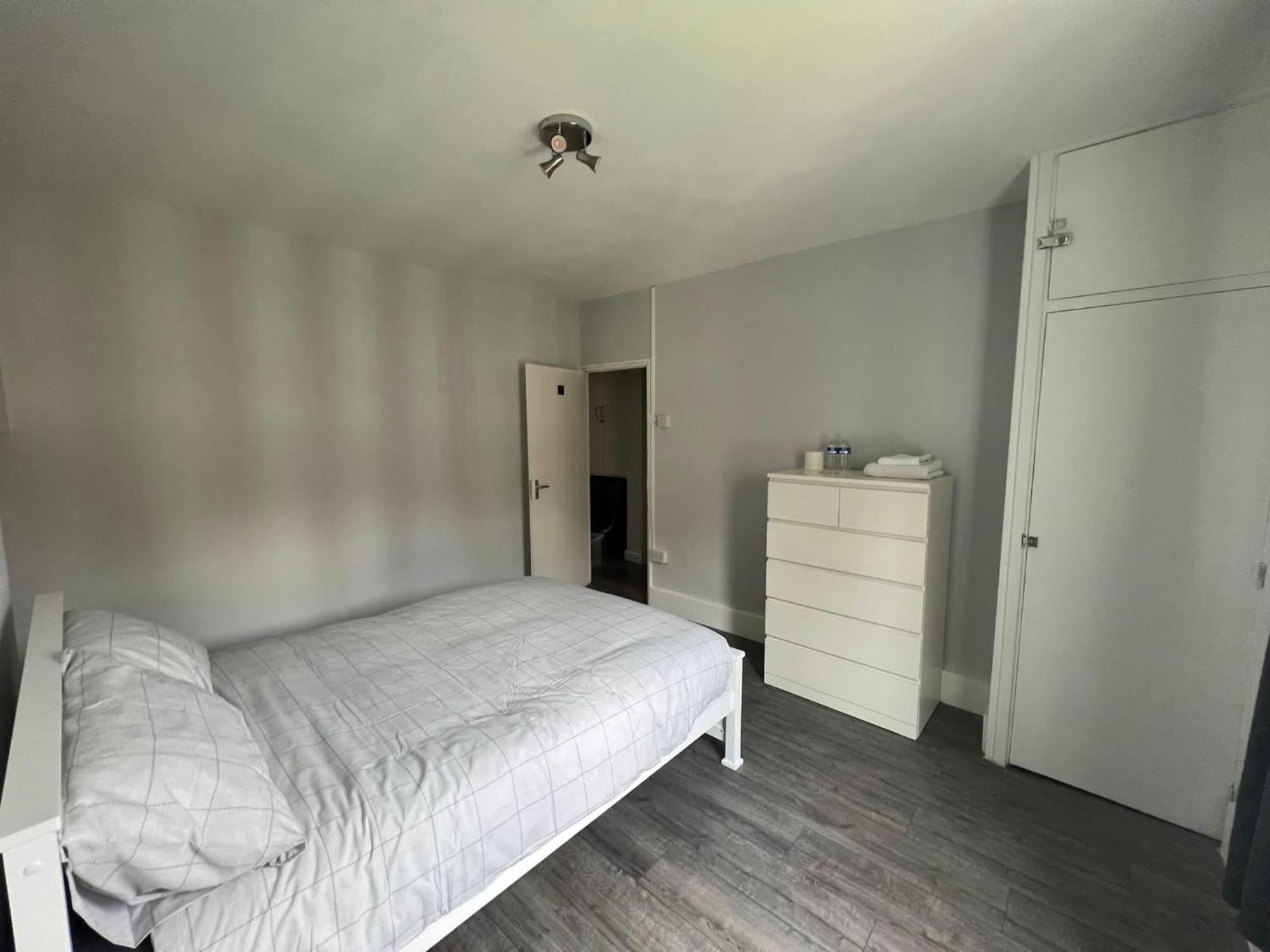 Holiday Properties Vauxhall Central Rooms London Bagian luar foto